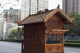 Siêu xe gỗ có một không hai trên đường phố Trung Quốc