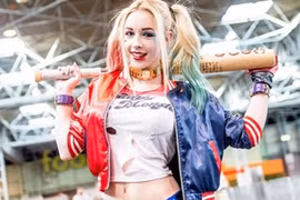 Xem những bộ trang phục kỳ dị nhất trong lễ hội truyện tranh