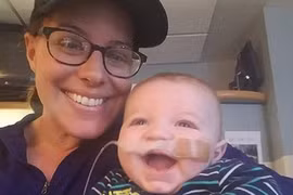 Đau đớn gia đình ba thế hệ mắc bệnh hiểm nghèo... chờ chết