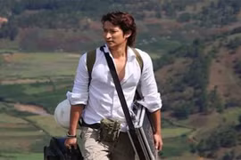 Huy Khánh: “Cái hại của đẹp trai là có quá nhiều người theo đuổi”