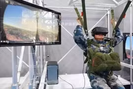 Ứng dụng không ngờ của kính thực tế ảo trong quân đội các nước