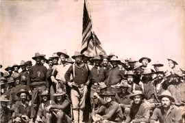 Bất ngờ tuổi đời của lực lượng vũ trang "già" hơn cả nước Mỹ