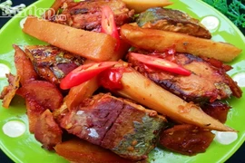 Cá nục kho măng đơn giản mà ngon miệng, tốn cơm vô cùng