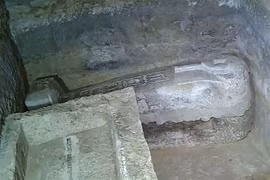 Phát hiện phòng chôn cất của hai quan chức Ai Cập cổ đại