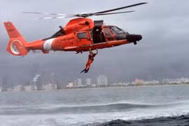 Những bức ảnh ấn tượng về lực lượng Tuần duyên Mỹ