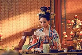 Thẻ bài may mắn và nước mắt ai oán chốn hậu cung Trung Hoa