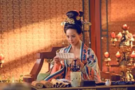 Thẻ bài may mắn và nước mắt ai oán chốn hậu cung Trung Hoa