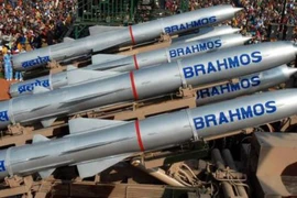 Tên lửa BrahMos tăng tầm tới 800km, Trung Quốc sẽ run?