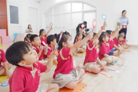 Chọn trường cho con hay cho bố mẹ?