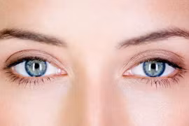 Bảo vệ sức khỏe đôi mắt khi tiếp xúc với ánh nắng mùa hè