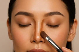 Mẹo trang điểm giúp sống mũi cao