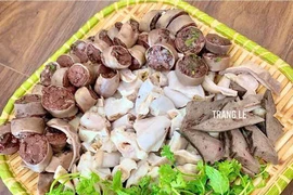  Ăn lòng lợn không đúng cách nguy cơ nhiễm ký sinh trùng