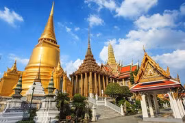 Năm nay người tuổi Tuất nên đi du lịch ở đâu?