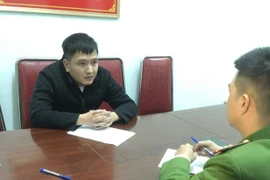 Tạm giữ hình sự người đàn ông đánh nam sinh gãy mũi