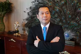 Khởi tố vụ tranh chấp 30.000 tỷ liên quan đến chồng và con trai bà Tư Hường