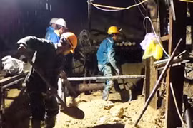  Ảnh hiện trường ngày thứ 3 cứu nạn nhân sập hầm thủy điện