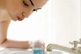 Nước súc miệng có nguy cơ gây ung thư miệng 