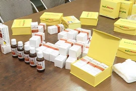 Trước thuốc chữa ung thư than tre Vinaca, hàng loạt vụ thuốc giả bị phanh phui