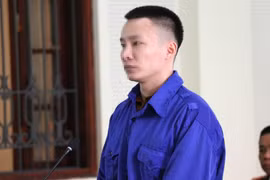 Nghệ An: “lừa bán” 10 đồng hương đi lao động, lãnh 24 năm tù