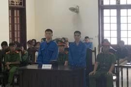 Vận chuyển 55.000 viên ma túy, hai anh em họ lĩnh án tử