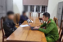 Khởi tố nam sinh “thông chốt”, đâm xe máy vào người Thiếu tá CSGT