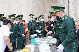 Hà Tĩnh: Chặt đứt đường dây ma túy xuyên quốc gia cực “khủng”