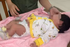 Bé gái sơ sinh bị bỏ ở Mái ấm tình thương Lâm Bích