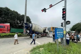 Va chạm với xe bồn, một thai phụ ở Nghệ An tử vong