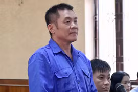 Lĩnh 13 năm tù vì vẽ “dự án ma”, chiếm đoạt tiền tỷ