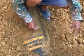 Phát hiện bom “khủng” khi làm đường ở Thanh Hóa