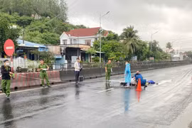 Truy tìm tài xế ô tô gây tai nạn chết người rồi bỏ trốn