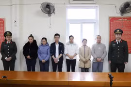 Bắt giám đốc tổ chức đường dây đưa người trốn đi nước ngoài