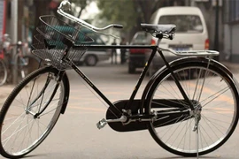 Tại sao xe đạp nam có thanh ngang, xe nữ lại không?