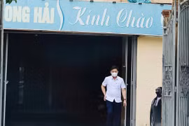 Vào nhà nghỉ trong giờ hành chính, Chủ tịch xã bị kỷ luật