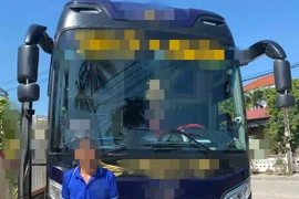 Nữ hành khách tố cáo bị phụ xe sàm sỡ lúc tờ mờ sáng