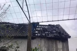 Nam thanh niên đốt nhà, đâm trọng thương 2 mẹ con người yêu