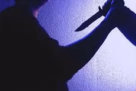 Án mạng trong cuộc rượu tất niên