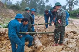 Phát hiện bom “khủng” trong lúc làm đường ở Nghệ An