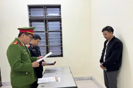 Giả danh nhân viên ngân hàng chiếm đoạt hơn 60 triệu đồng