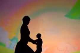 Múa bóng tình mẹ lấy nước mắt người xem