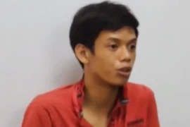 Đâm người liên tiếp chỉ vì đá cầu