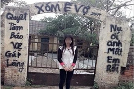 Khẩu hiệu “Bảo vệ gái làng” độc nhất vô nhị tại VN