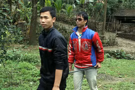 Thương cảnh chàng mù bị vợ, con bỏ rơi