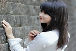 Thiếu nữ Việt nuột nà trong tà áo dài (P11)