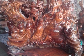 Ngợp đồ gỗ bạc tỷ ở triển lãm Hà Nội