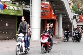 Say rượu, cản trở xe Phó Thủ tướng