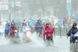 Hôm nay, cả nước mưa rào và giông