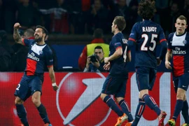 PSG hạ Leverkusen giành vé vào tứ kết Champions League