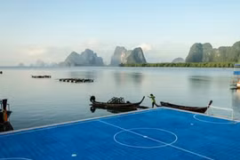 Tận mục những sân bóng đẹp như mơ trên thế giới