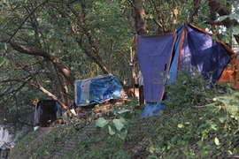 Phát hiện 5 lều trại sinh hoạt “nguyên thủy” giữa Thủ đô